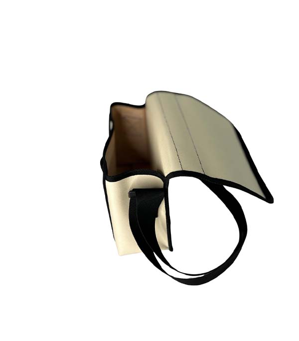 Universitat XS bandolera