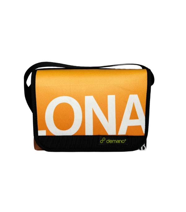 Universitat XS bandolera